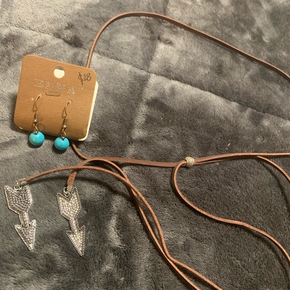 Brown Leather Necklace w/Arrows & Earrings Set - Picture 5 of 6